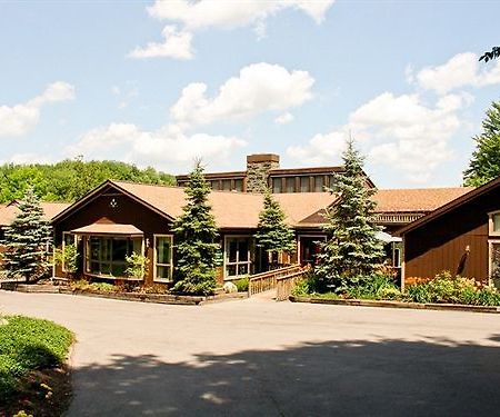 The Biggest Loser Resort Niagara Java Center Экстерьер фото