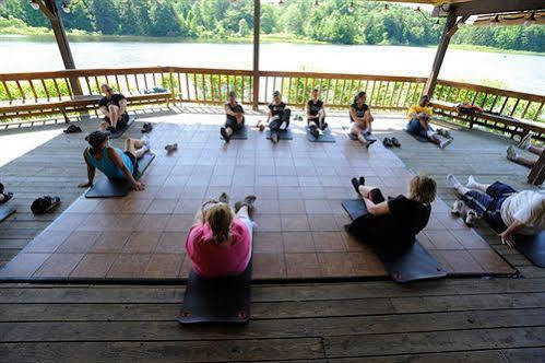 The Biggest Loser Resort Niagara Java Center Экстерьер фото